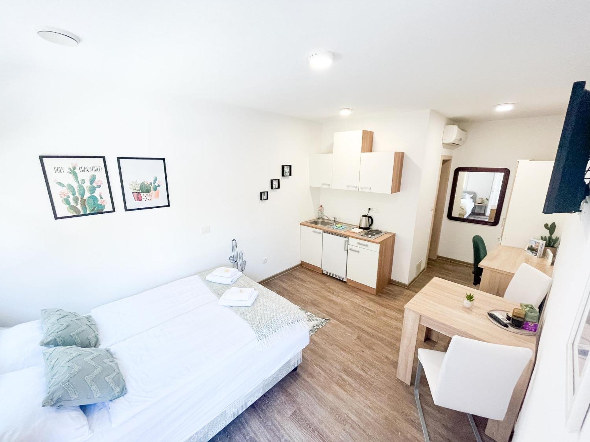 Anita'S Studio Apartments Lublana Zewnętrze zdjęcie